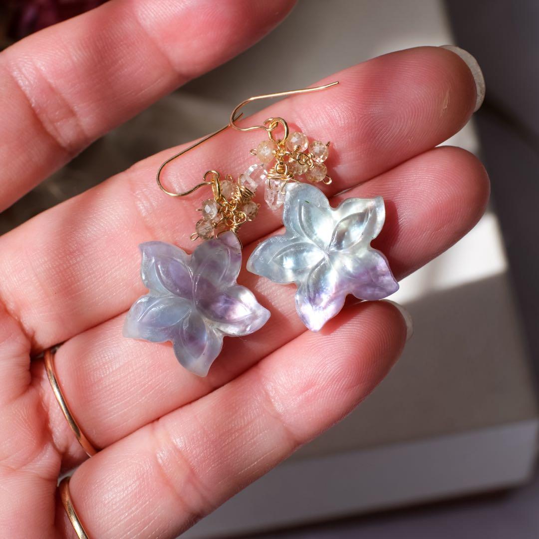 Jasmine♪♦︎14kgfダブルプルメリアカービングピアス/