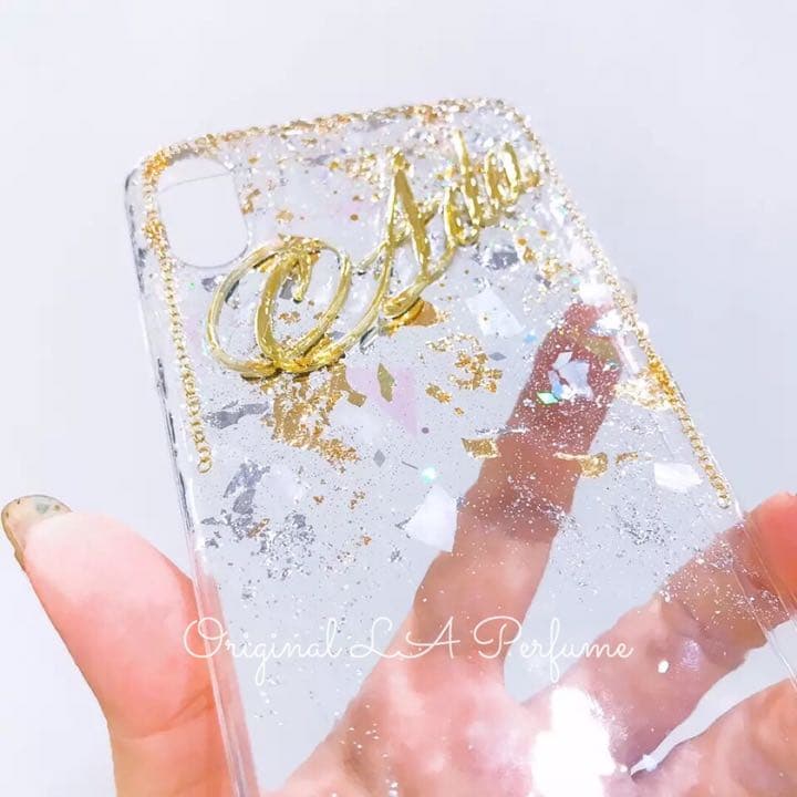 名入れ♡シェルフレーク✨キラキラ金箔入り♡オリジナルスマホケース✨