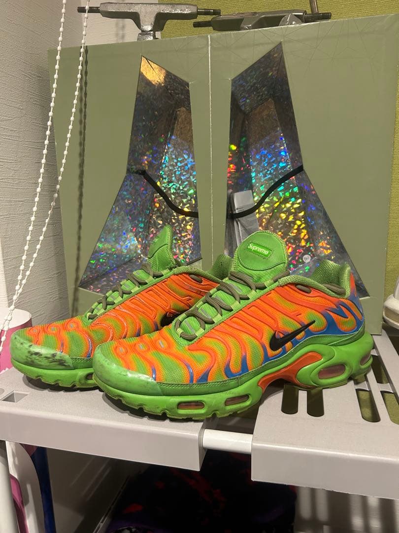 Supreme Air Max Plus オレンジ/グリーン