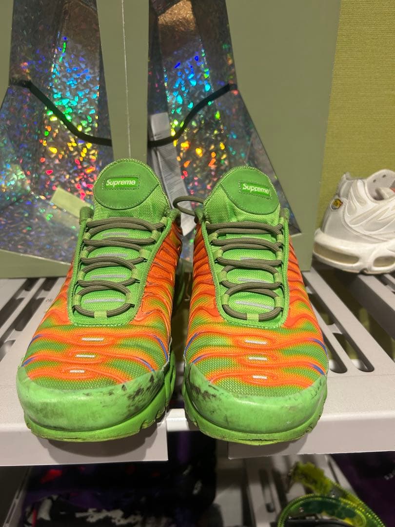 Supreme Air Max Plus オレンジ/グリーン