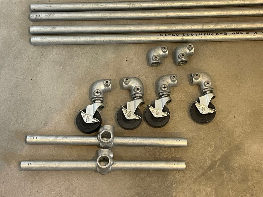 【英国製Kee Klamp使用】インダストリアル ハンガーラックキャスターガス管