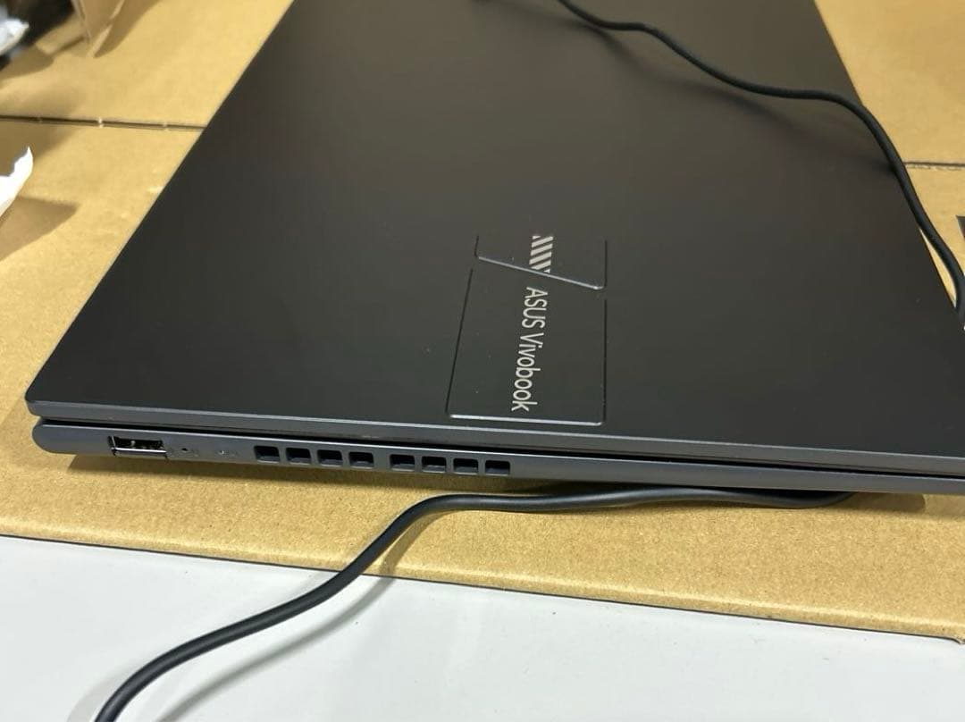 ASUS ノートパソコン Vivobook 14 X1405VA 14インチ