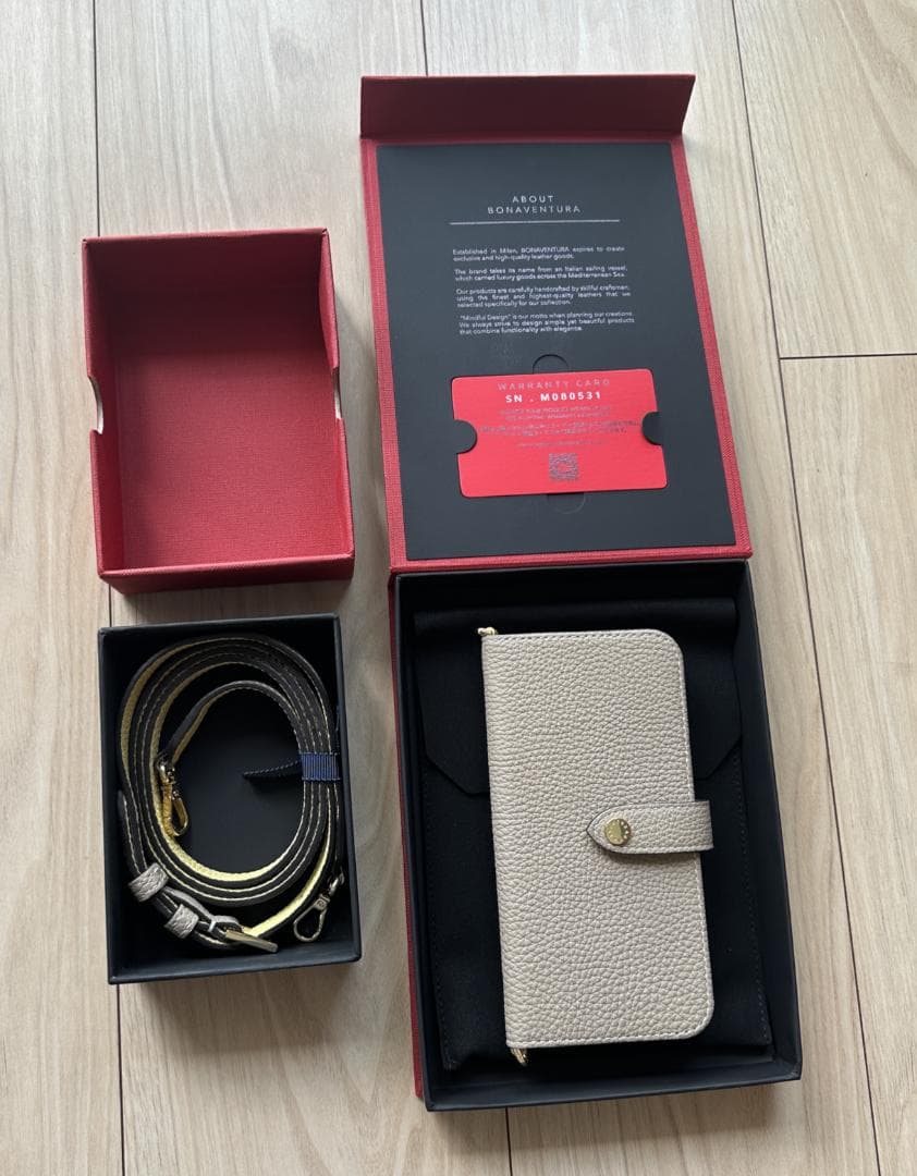 【新品同様】BONAVENTURA iPhone14手帳型ケース ストラップ付き