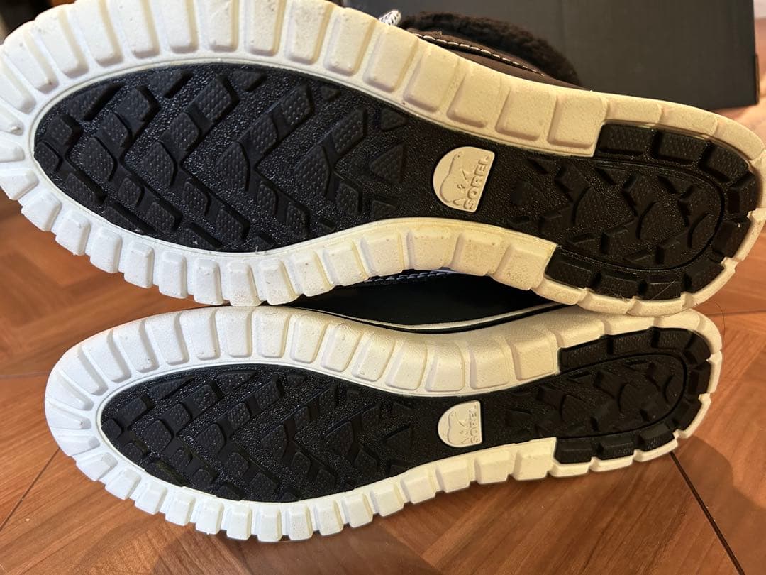 SOREL(ソレル)ブーツ7（24cm）新品