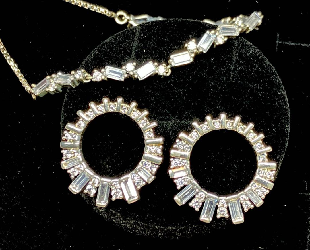 最終値 美品ピアス・ブレスレットセット（パンドラ）スワロフスキー好きも