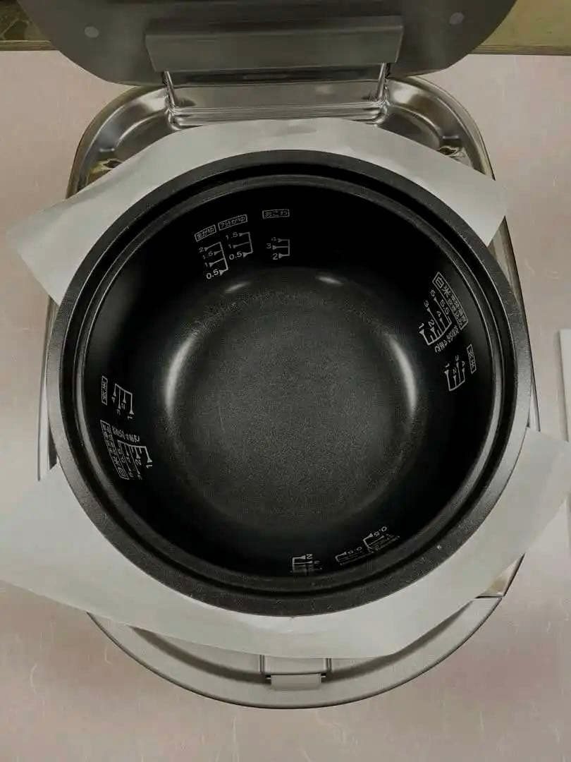 09010 美品❗️5.5合都市ガス大阪ガスリンナイ直火匠ガス炊飯器5合