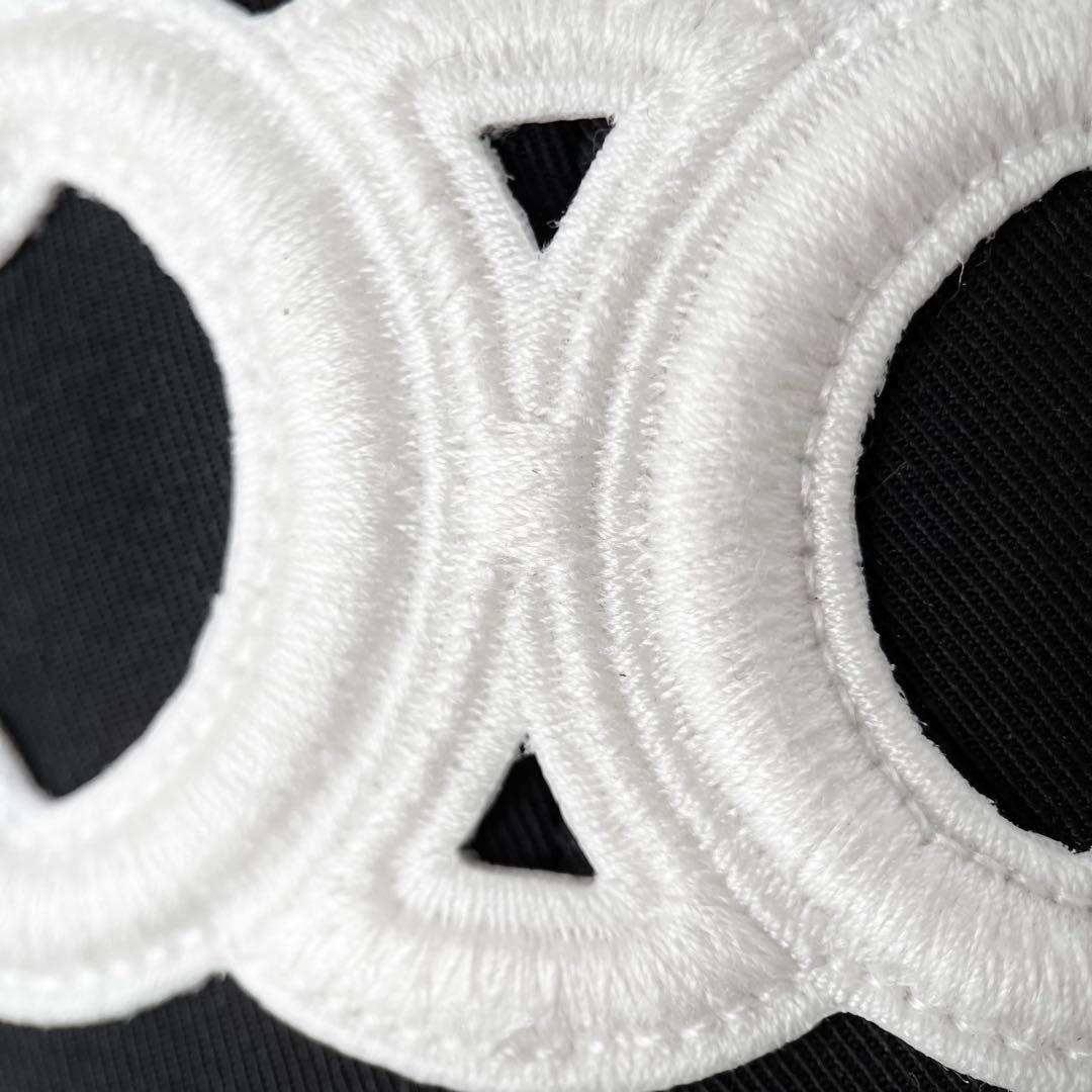 現行モデル 美品 セリーヌ トリオンフ キャップ ブラック 帽子 L 59cm