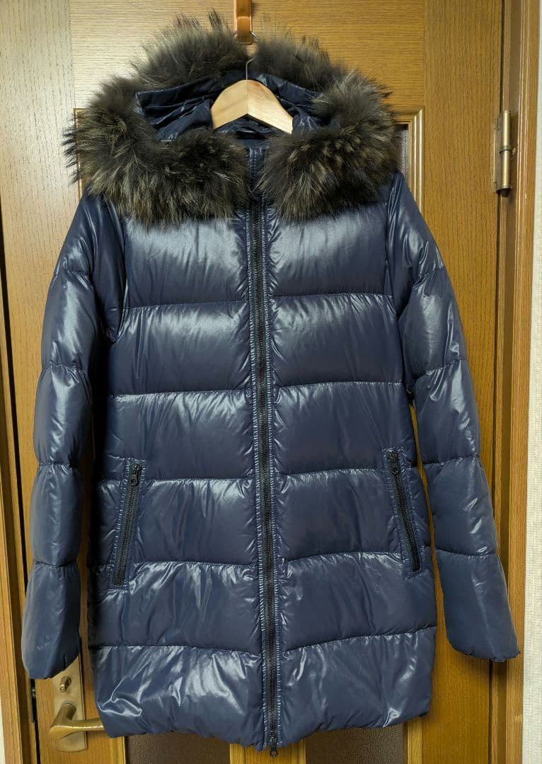 デュベティカ ファー付きダウンジャケット