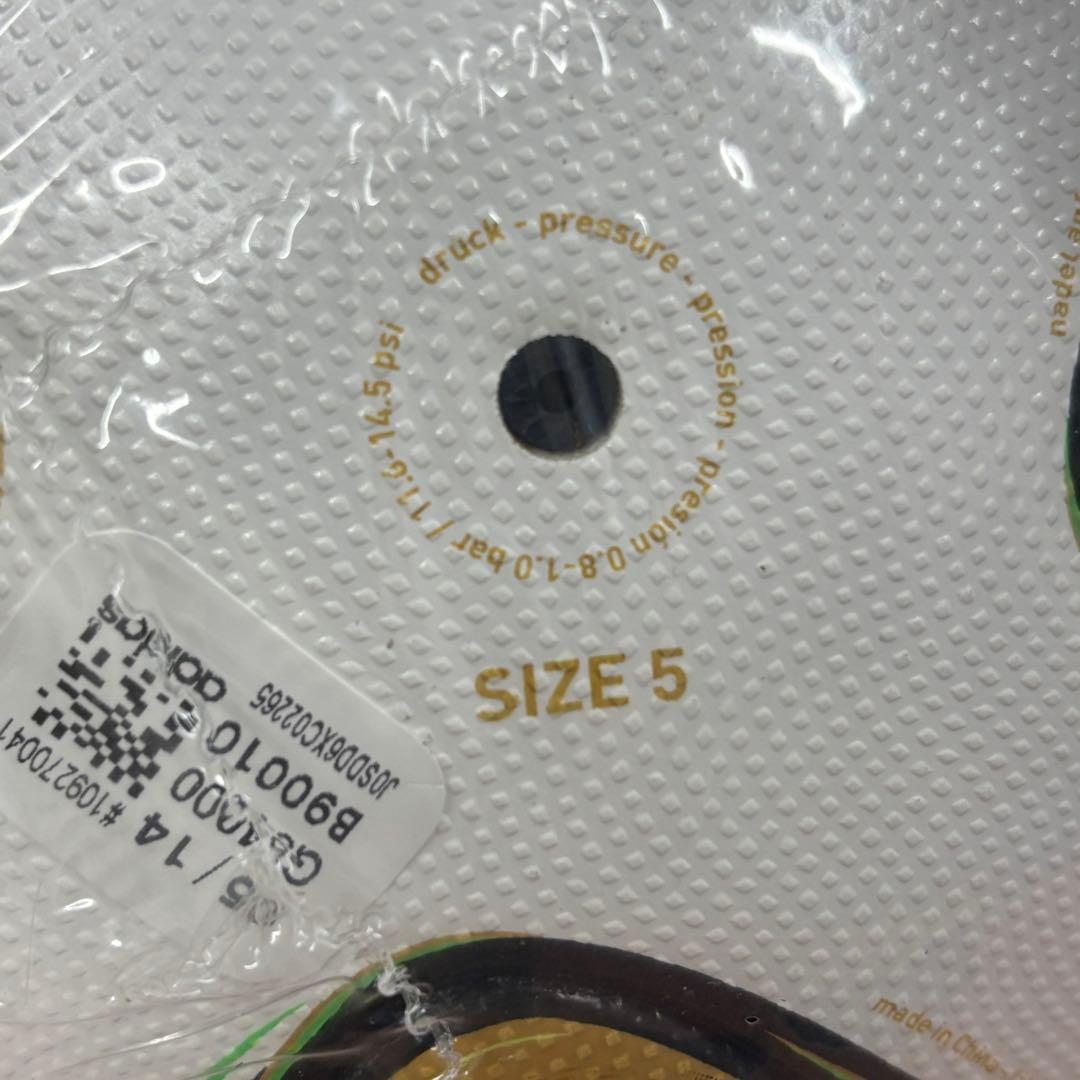 brazuca (ブラズーカ) final サッカーボール 公式試合球(5号球)