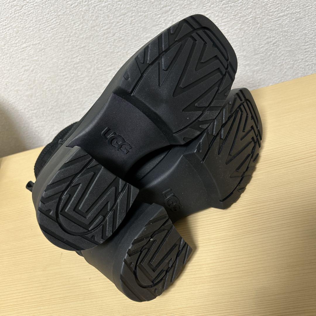 新品 UGG モクシー チェルシー Moxy Chelsea 厚底ブーツ