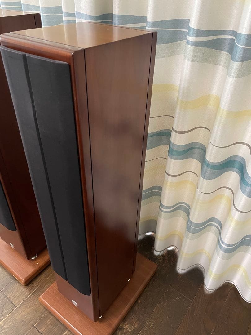 Vienna Acoustics Bach Grand バッハグランド