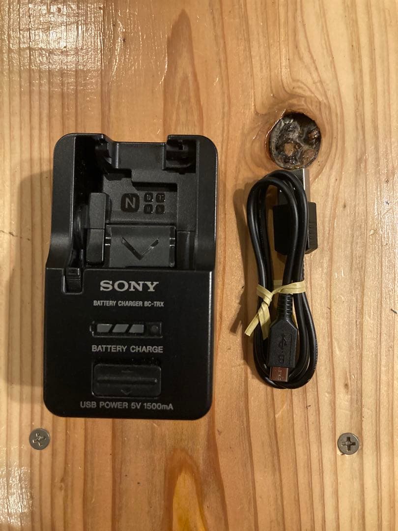 SONY DSC-RX100M3 + 純正バッテリーキット