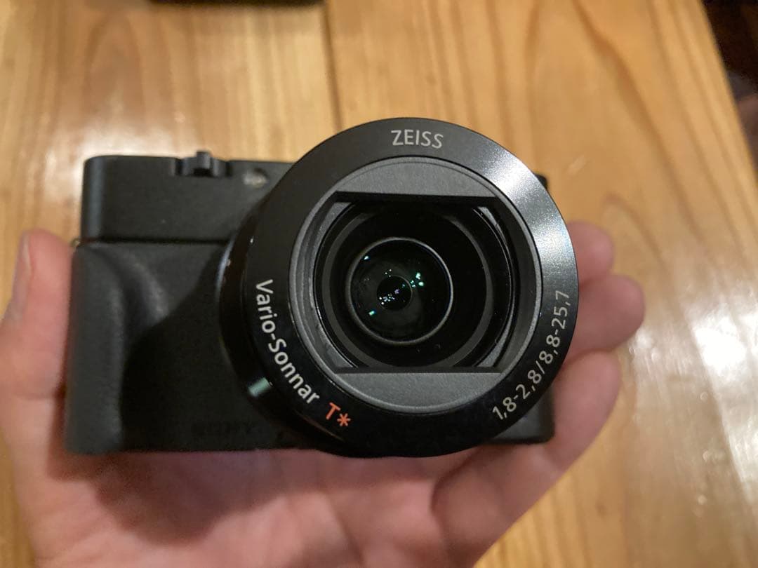 SONY DSC-RX100M3 + 純正バッテリーキット