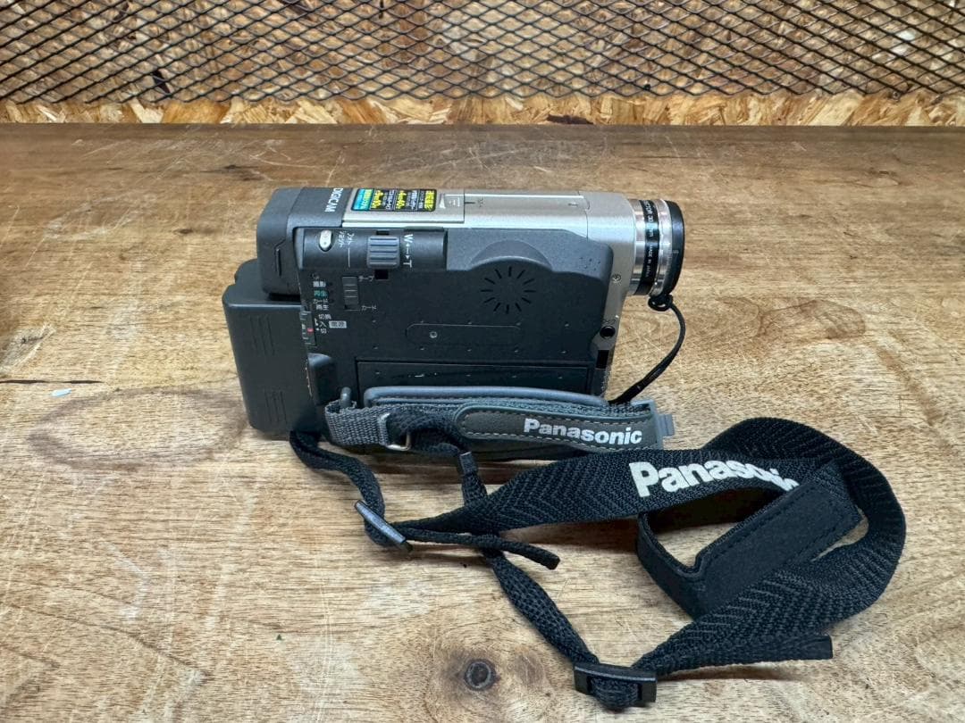 Panasonic★ビデオカメラ★NV-C5