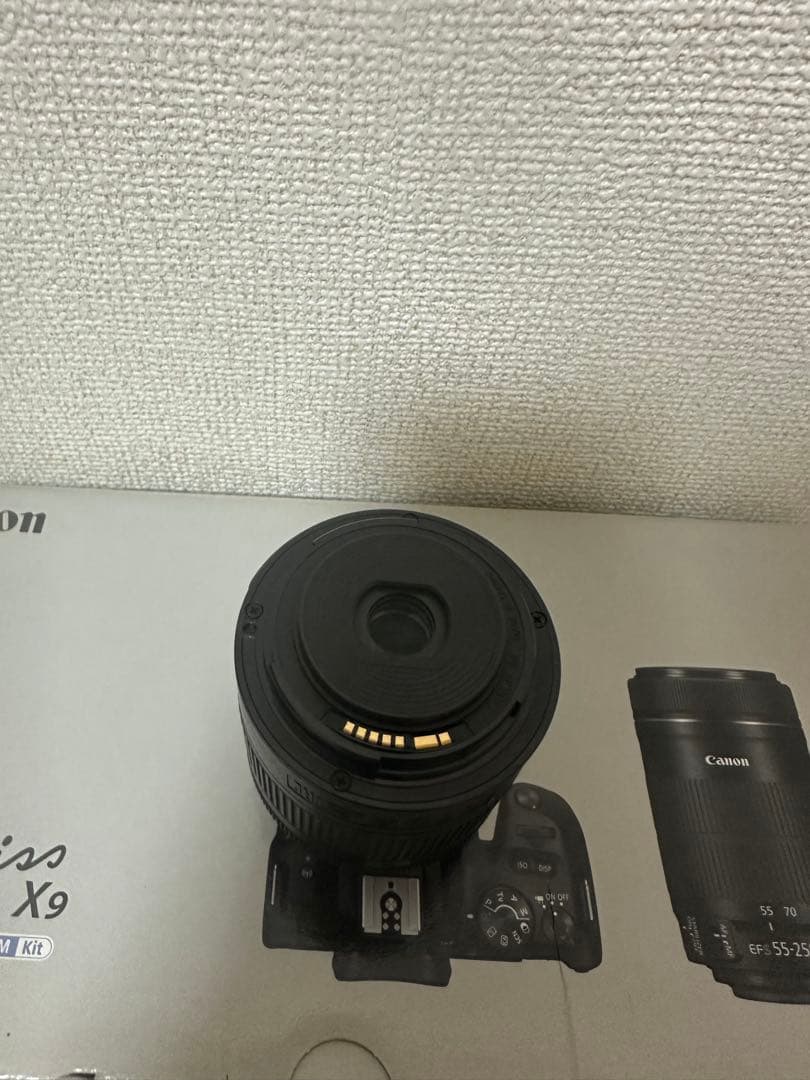 Canon EOS Kiss X9 本体とレンズ2本付き