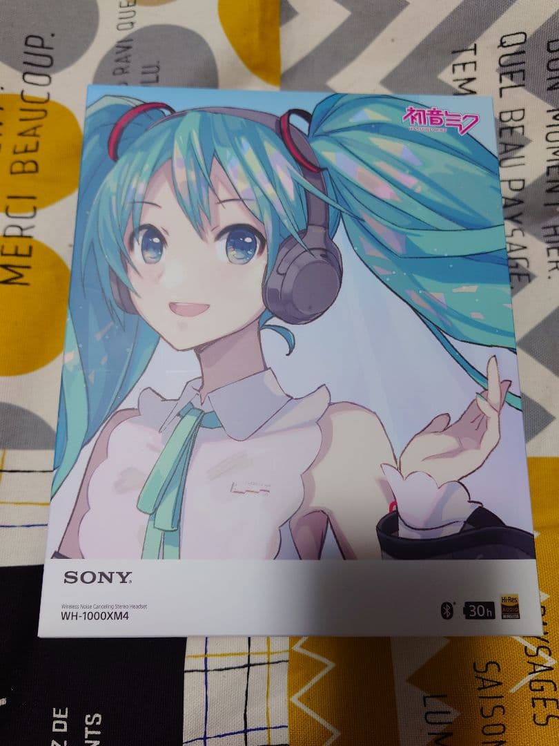SONY WH-1000XM4 初音ミクコラボ　ヘッドホン