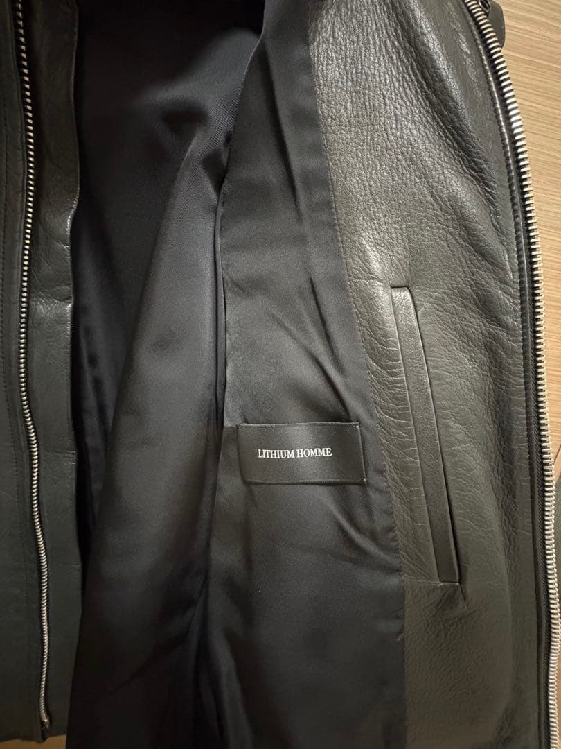 LITHIUM HOMME ブラックレザーシングルライダースジャケット