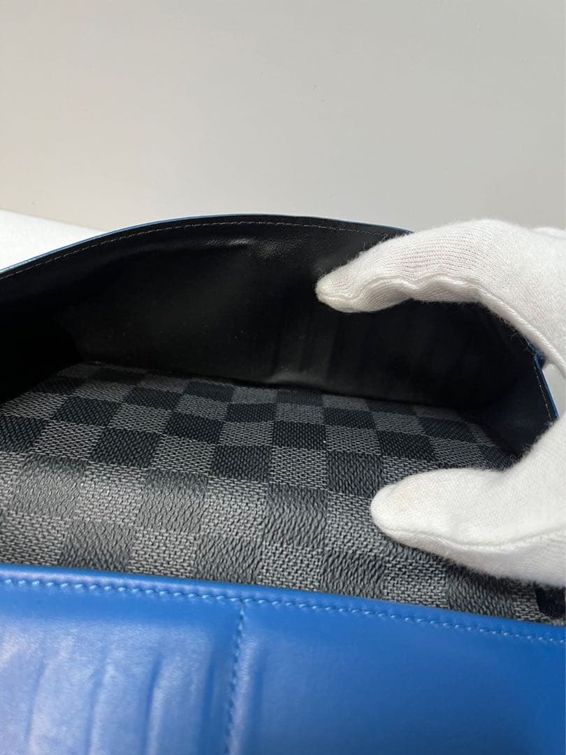 石*a様 【美品】ルイヴィトン ダミエグラフィット ジッピーウォレット 長財布