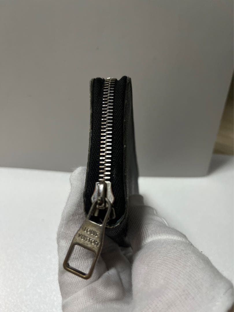 石*a様 【美品】ルイヴィトン ダミエグラフィット ジッピーウォレット 長財布