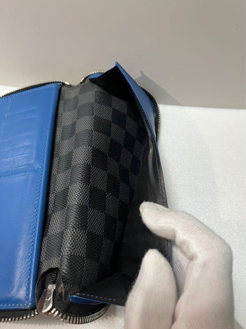 石*a様 【美品】ルイヴィトン ダミエグラフィット ジッピーウォレット 長財布