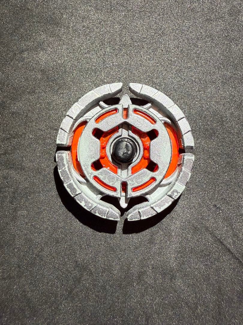 メタルファイトベイブレード　アースアクイラ　WBBA 優勝景品　ガンメタVer.