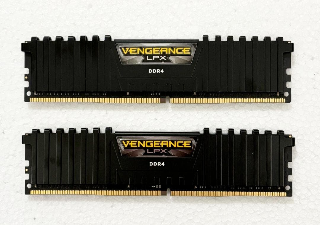 Corsair VENGEANCE LPX DDR4 32GB (16GB×2)