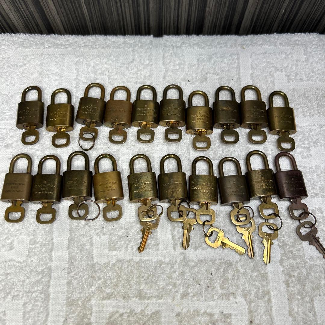 正規品 20個南京錠 カデナ パドロック 鍵 まとめ売り ルイヴィトン
