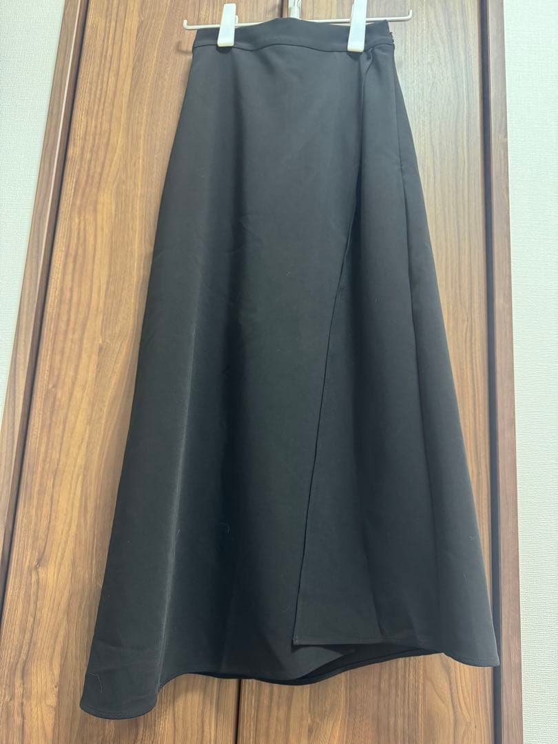 〖 新品 〗アニュアンス　アシンメトリーレイヤードスカート黒　Mサイズ