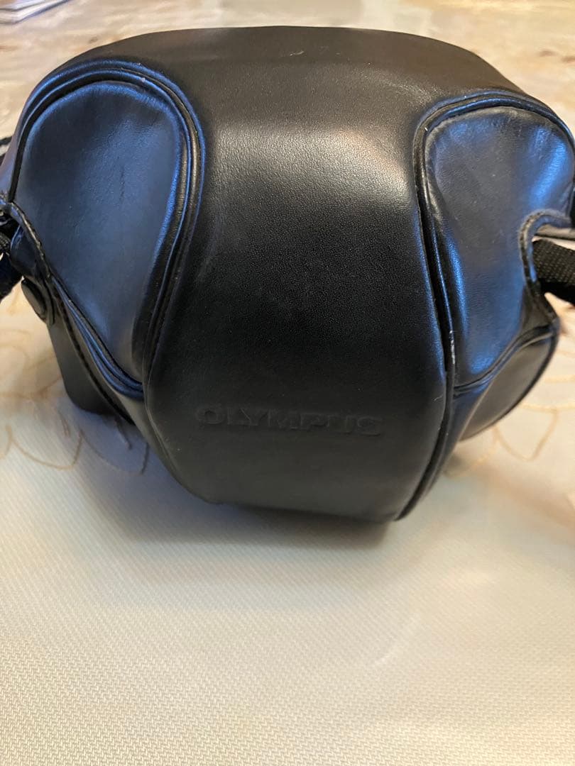 OLYMPUS オリンパス E-420 デジタルカメラ