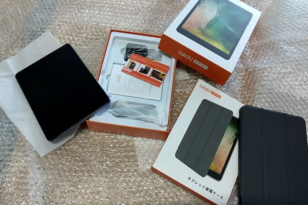 最新UALULU 8インチタブレット本体 ケース付き