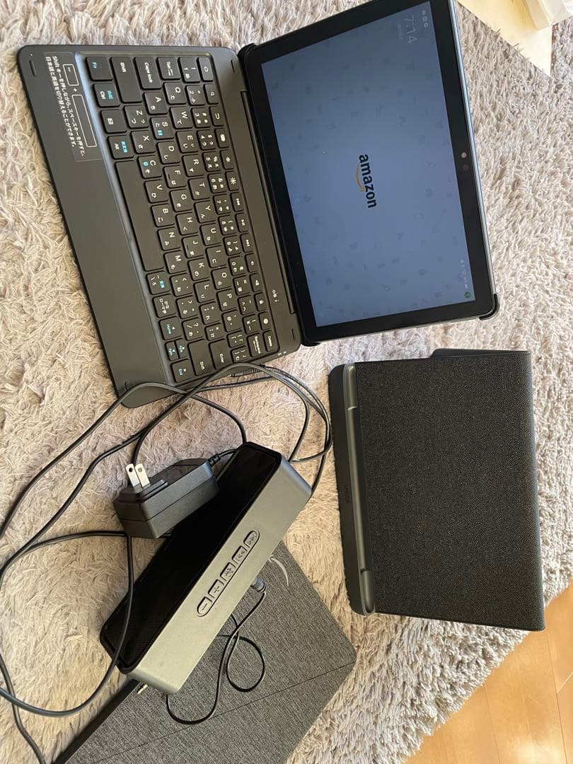 Fire HD 10 Plus 64GB 11世代 タブレット キーボードセット