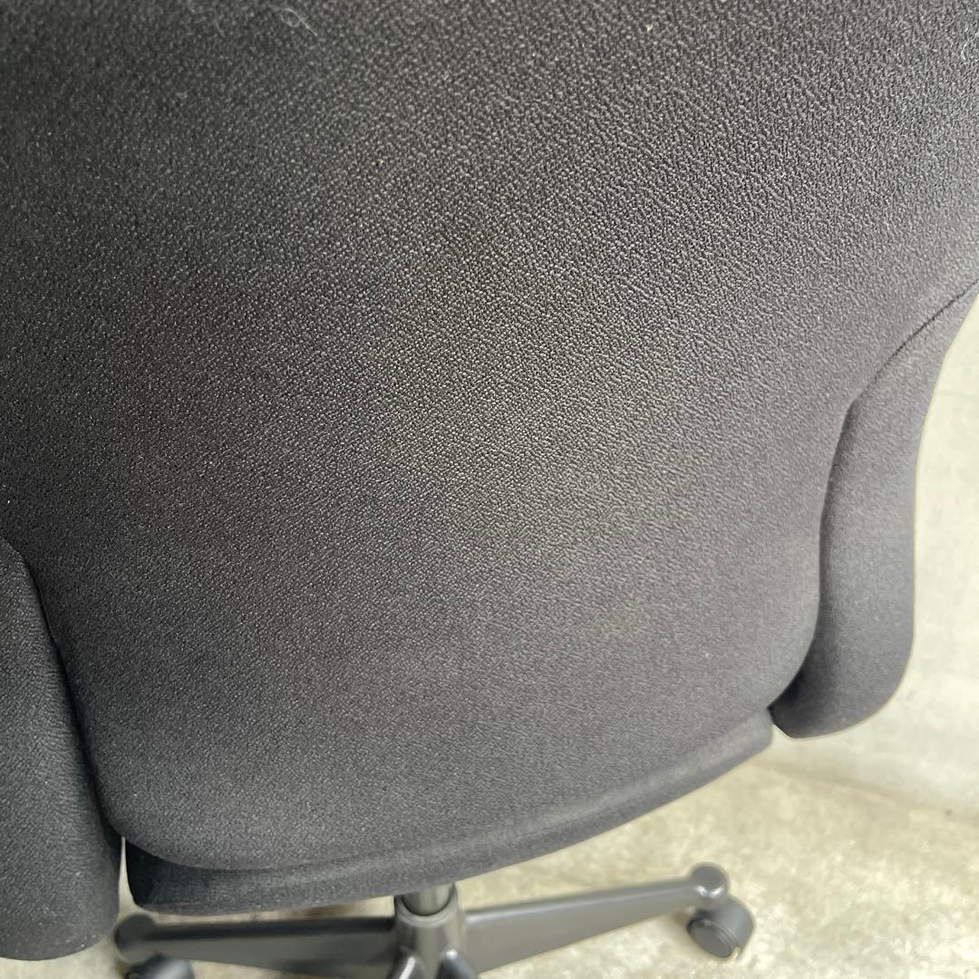 Herman Miller ハーマンミラー　エクア2 チェア　都内限定販売