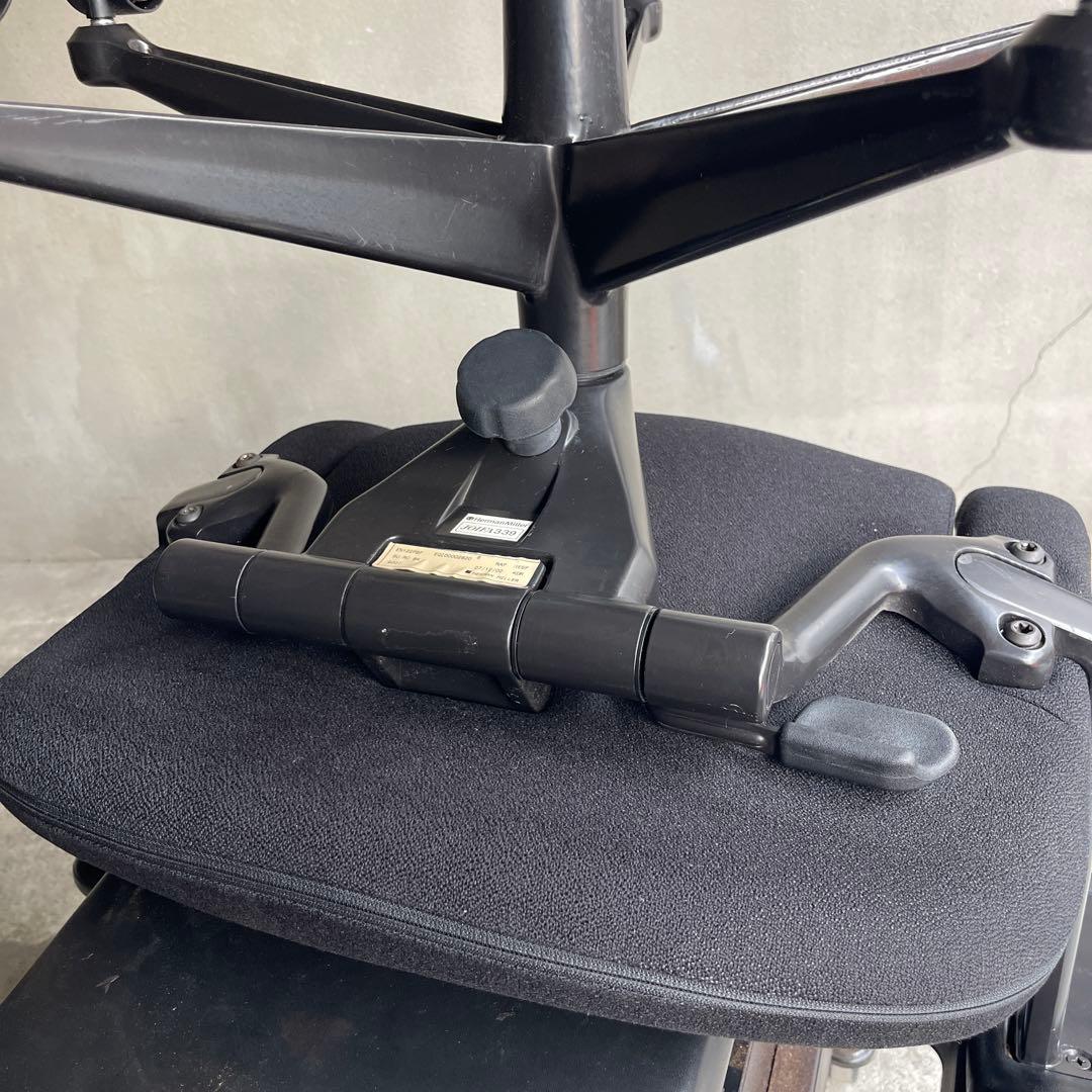 Herman Miller ハーマンミラー　エクア2 チェア　都内限定販売