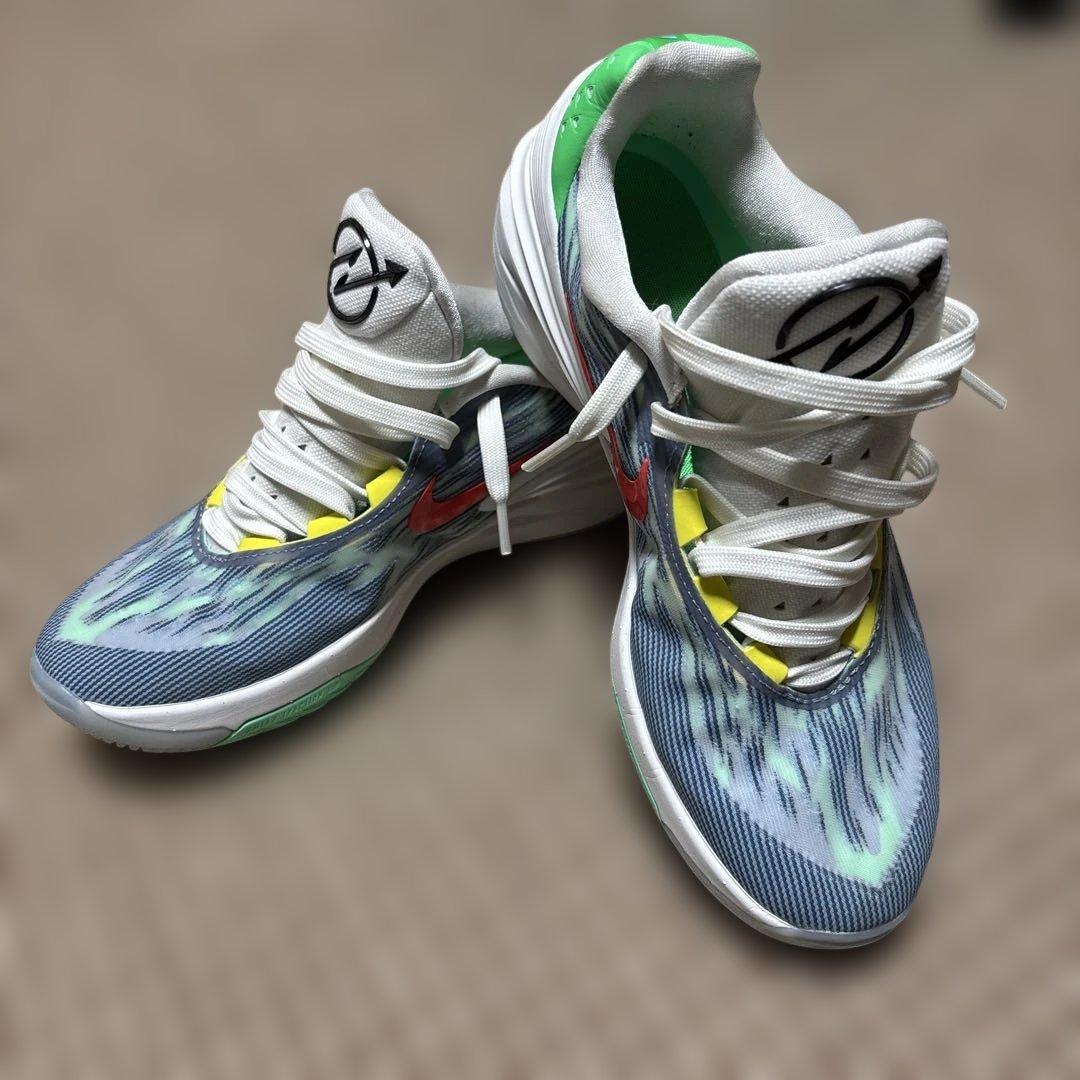 シューズ(男性用) Nike gtcut2