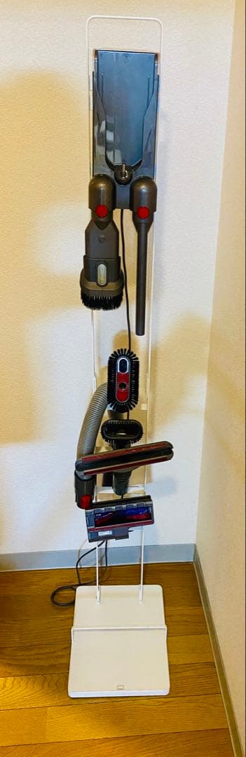 【豪華セット】ダイソンV10＋水拭きヘッドRULA＋壁穴不要スタンド＋付属品付