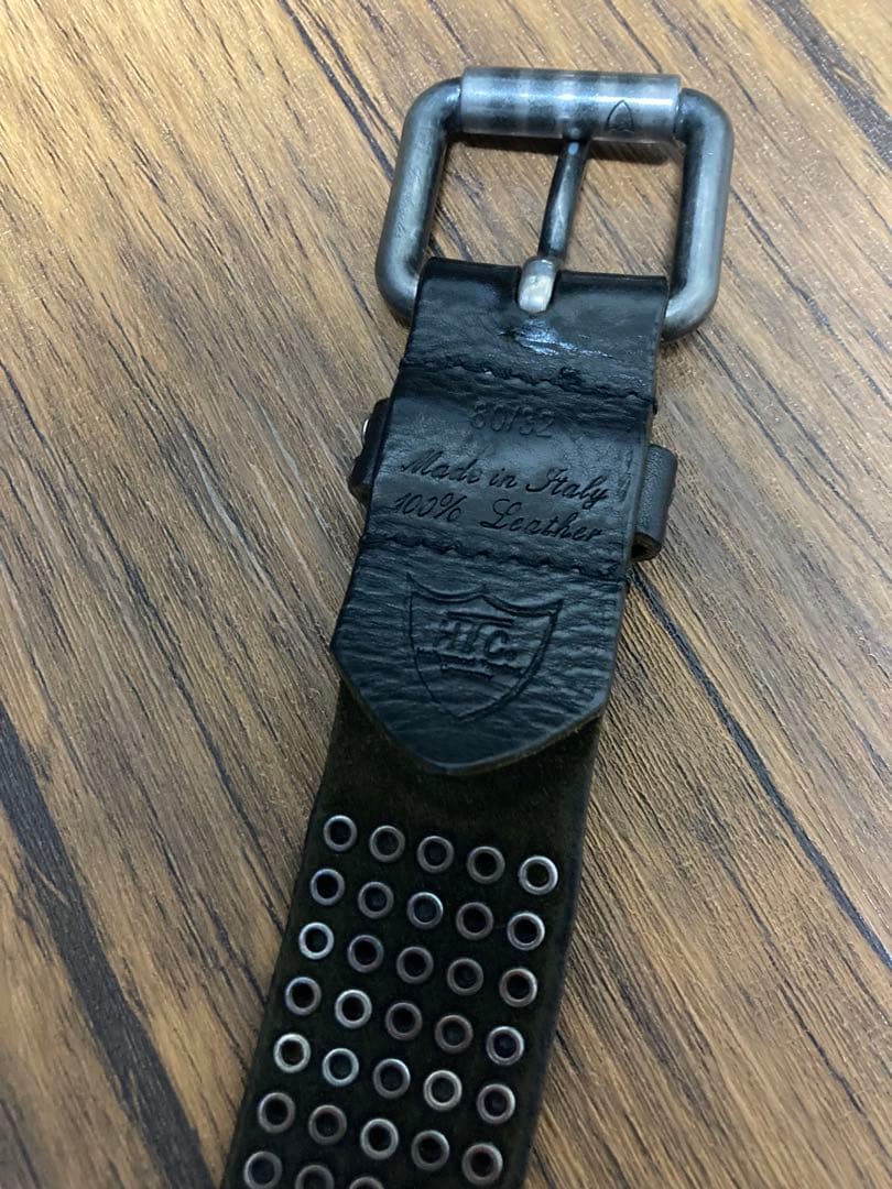 HTCスタッズ付きブラックレザーベルト