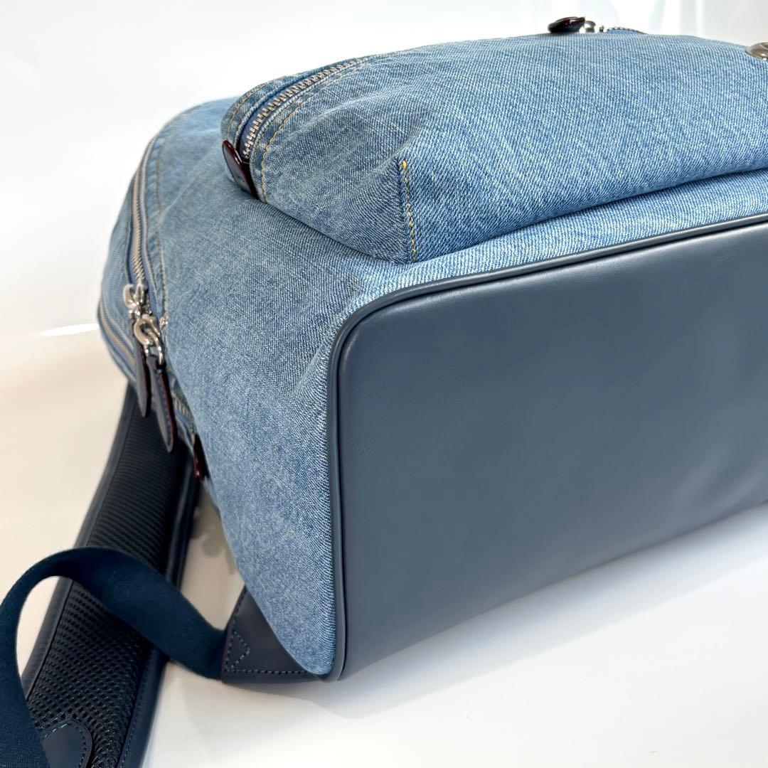 新品未使用 コーチ チャーター バックパック デニム インディゴ リュック　タグ