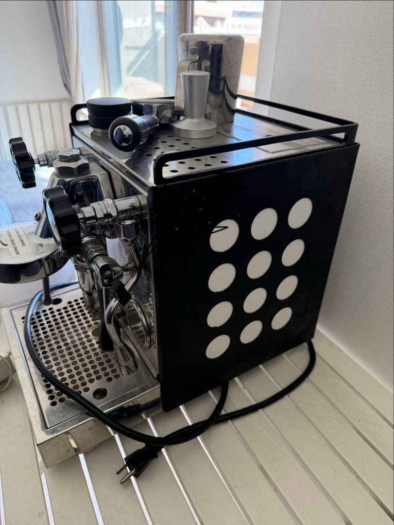 Rocket appartmentoロケットエスプレッソマシン ボッタムレス付き