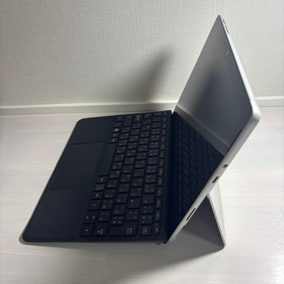 Microsoft Surface Go 3（Core i3／4GB／64GB）