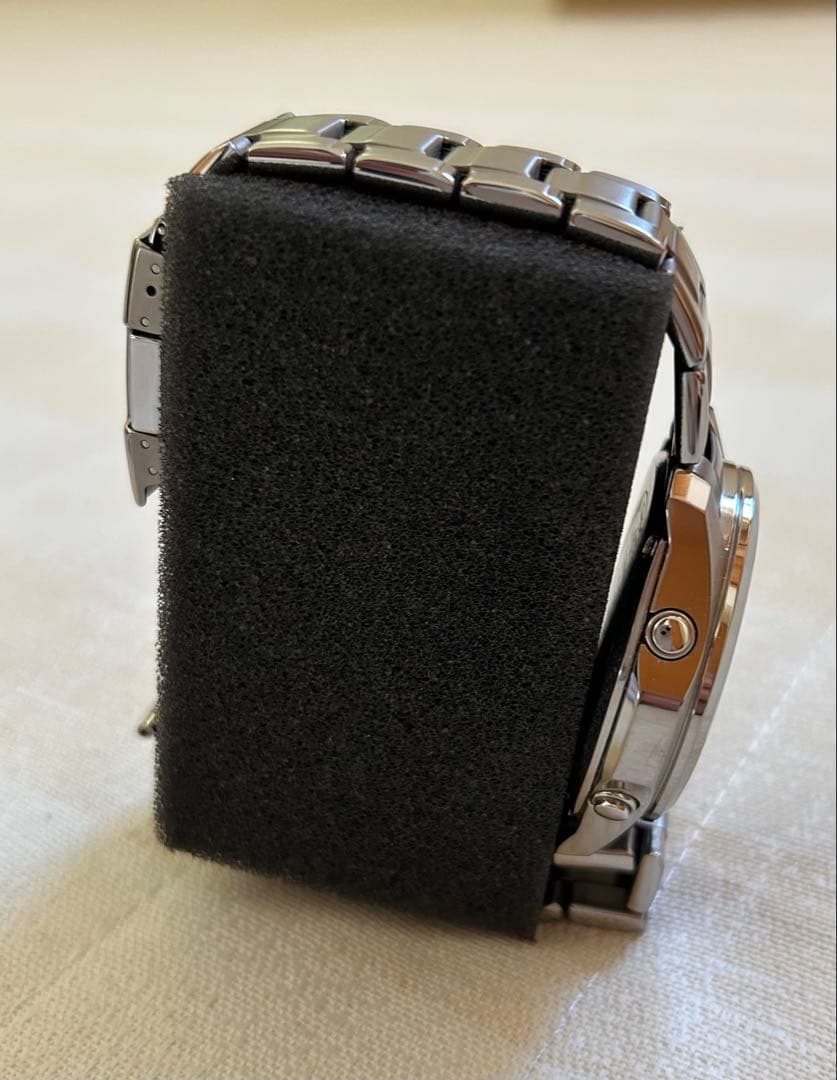 CASIOソーラー電波腕時計 リニエージ LIW-M610TSE-1A2JF