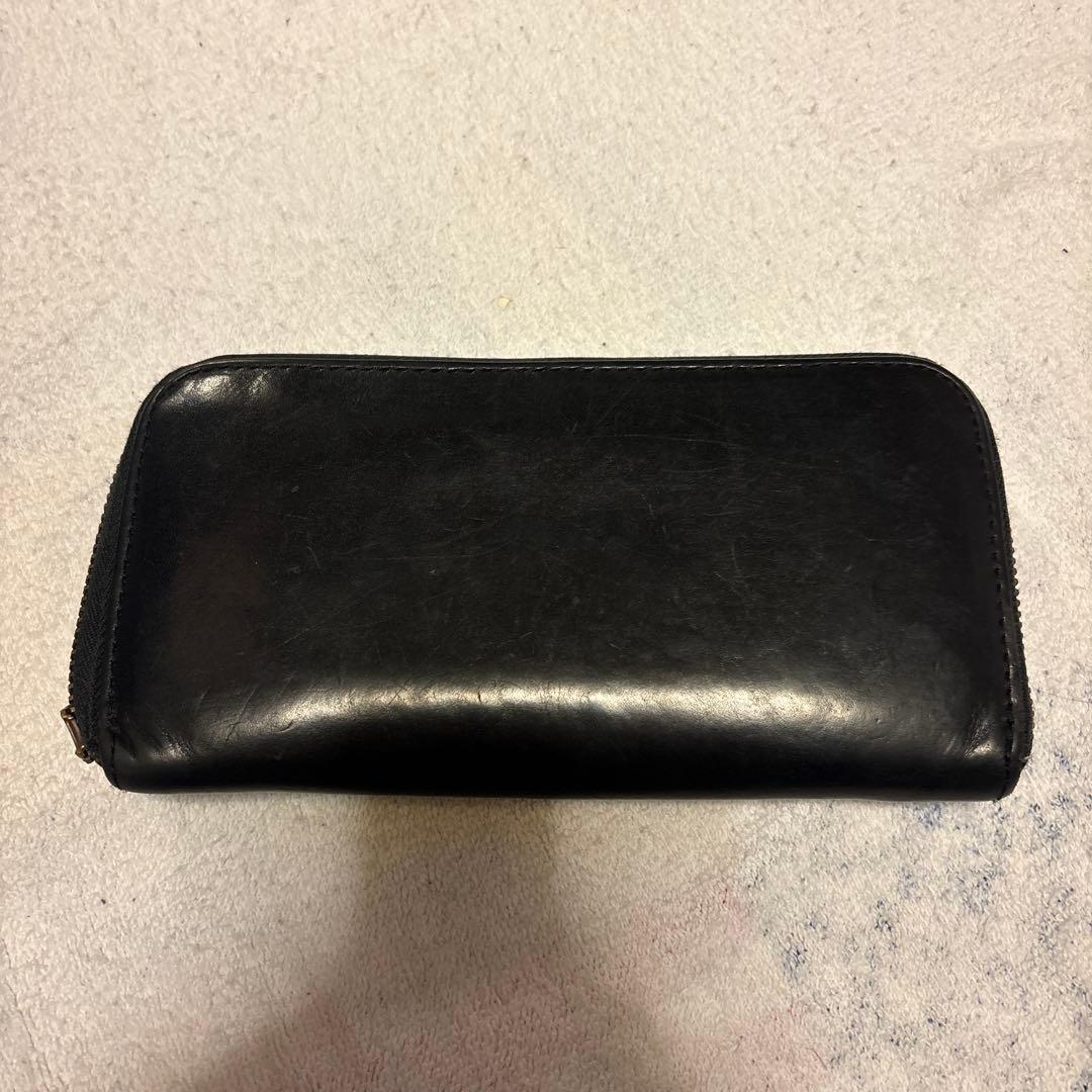 htc ラウンドジップウォレット　長財布