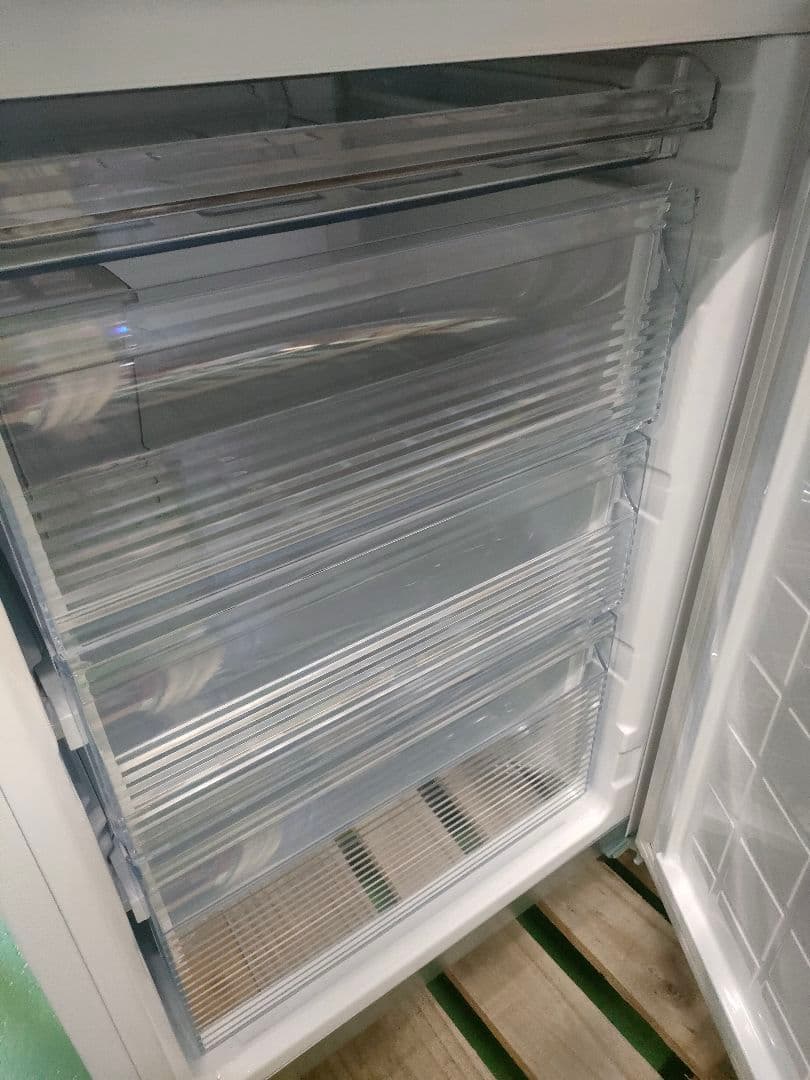 ●8/0205m01 シャープ 2ドア 冷蔵庫 SJ-PD31K 展示品