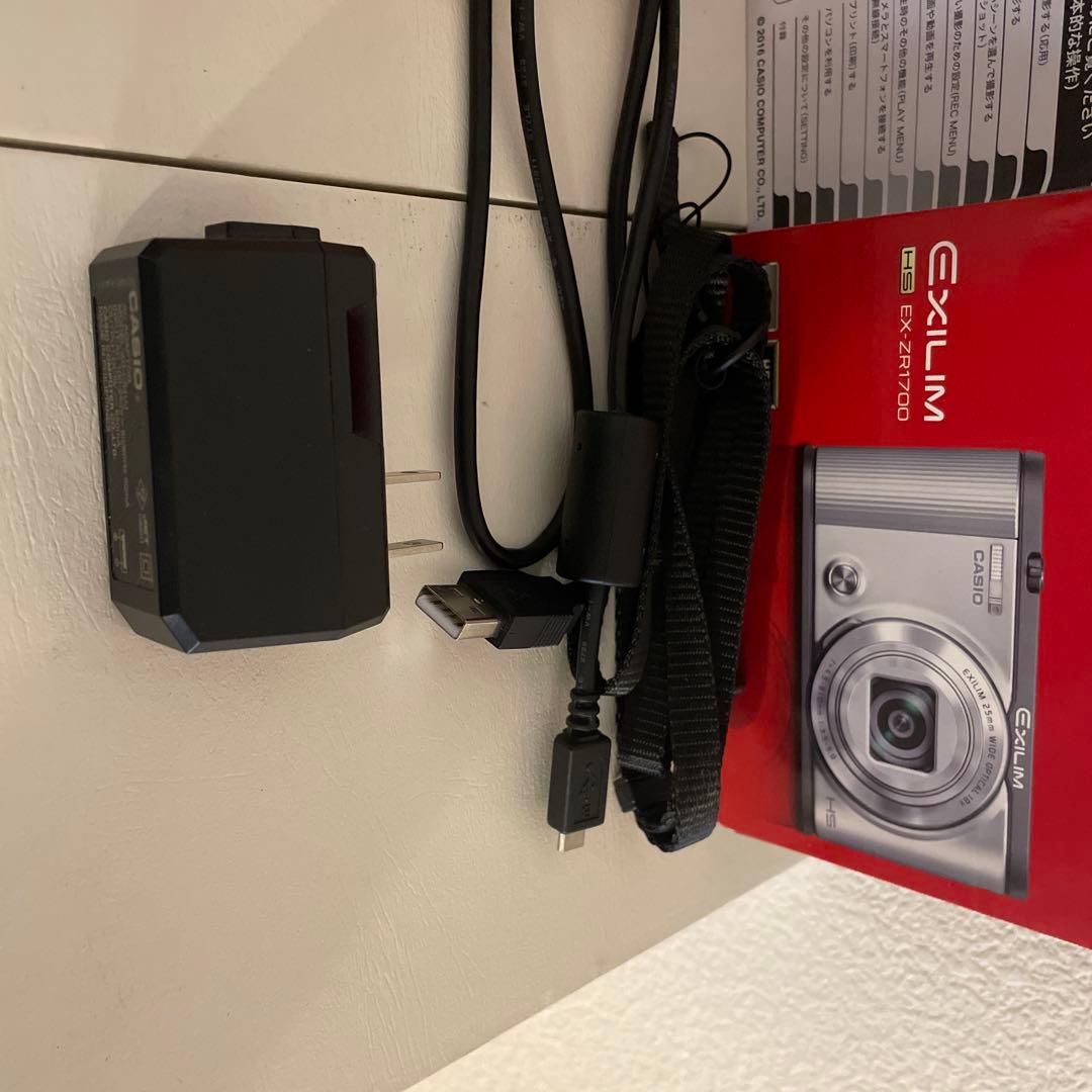 動作確認済　美品　CASIO EX-ZR1700