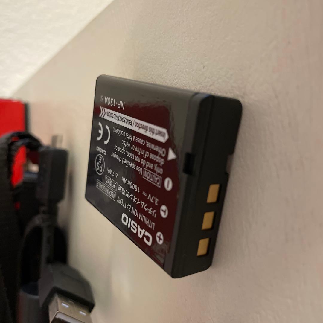 動作確認済　美品　CASIO EX-ZR1700