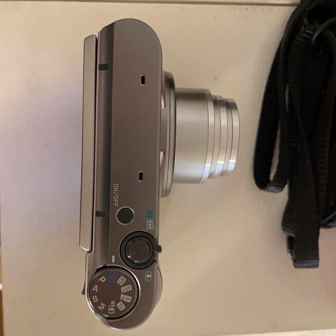 動作確認済　美品　CASIO EX-ZR1700