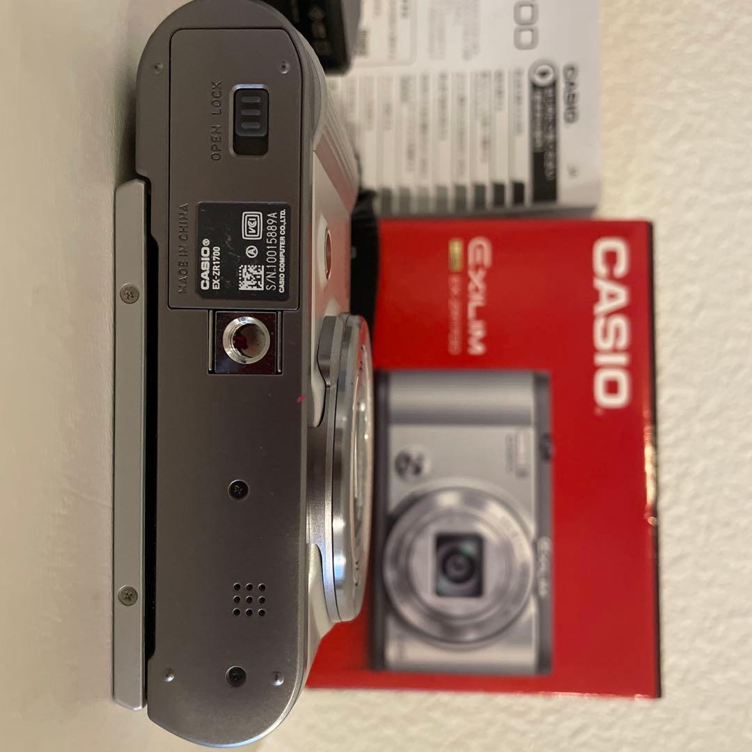 動作確認済　美品　CASIO EX-ZR1700