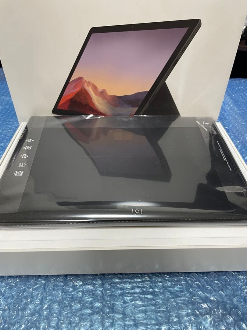 Surface Pro 7 ブラック PUV-00027 展示美品