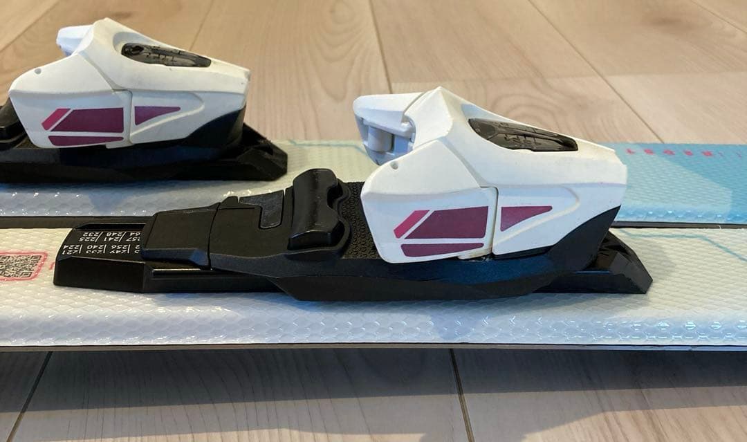 スキー板120㎝　ストック　ブーツ　三点セット　キッズ