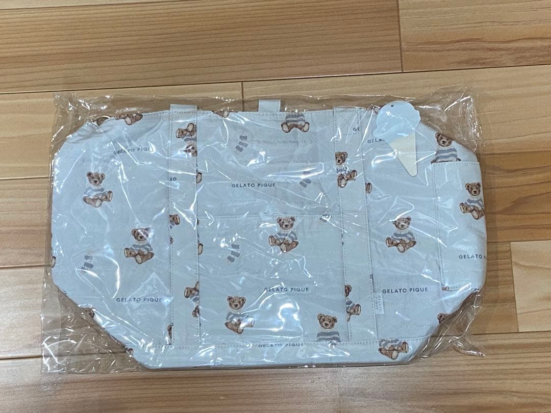 【新品】gelato piqueマザーズバッグ　ボーダーベア柄