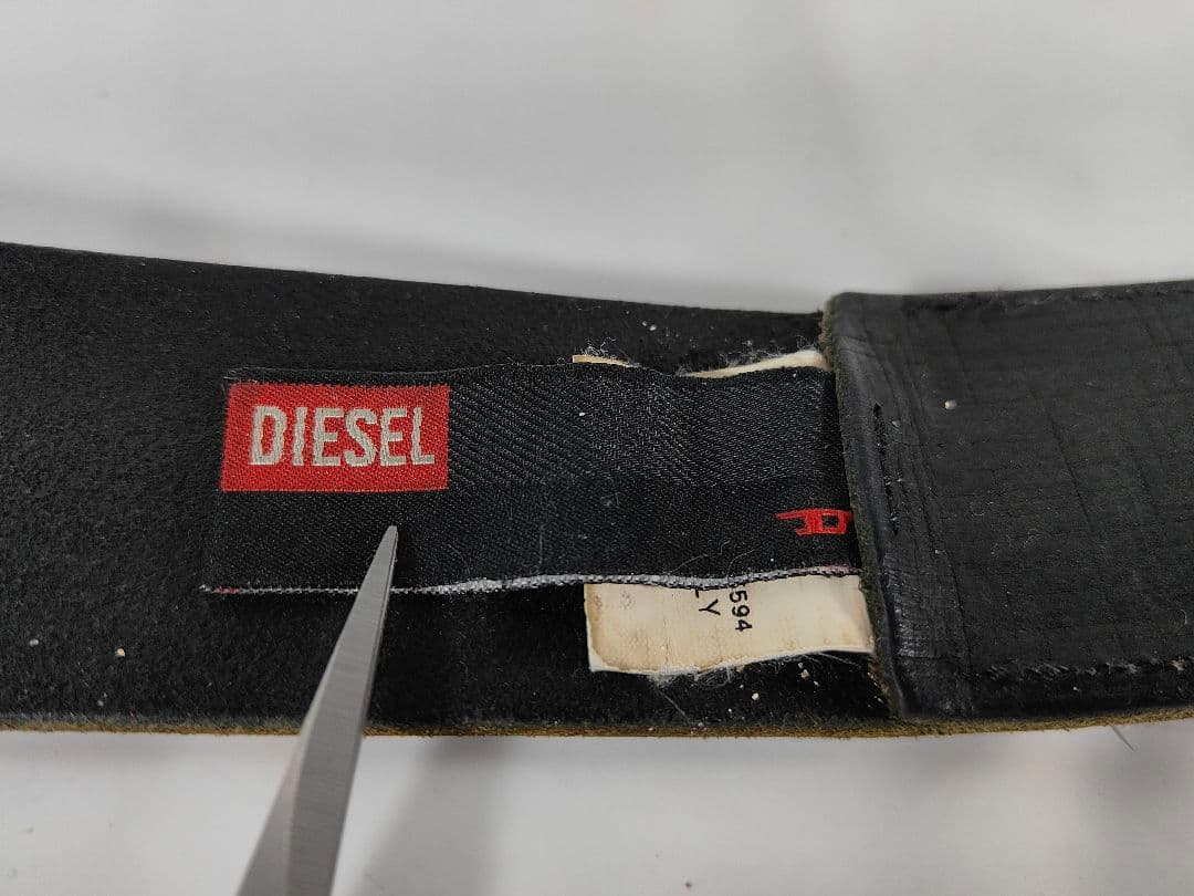 【極美品】DIESEL ディーゼル　高級イタリアンドレスベルト　黒艶本革　正規品